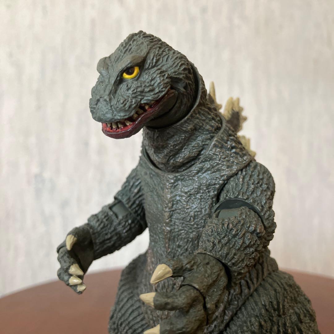 NECA ゴジラ 1962 キンゴジ mqdefault.jpg