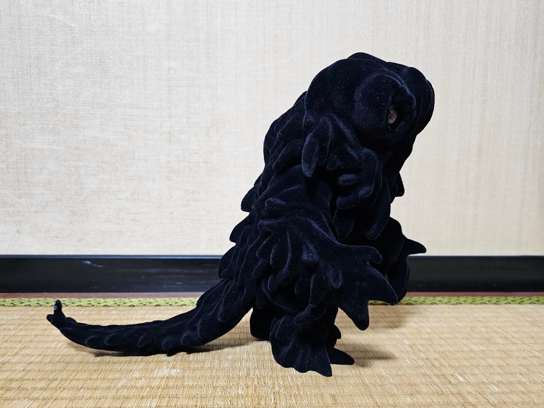 CCP DOARAT限定 ヘドラ上陸期 ブラック フロッキー加工 ソフビ - メルカリ