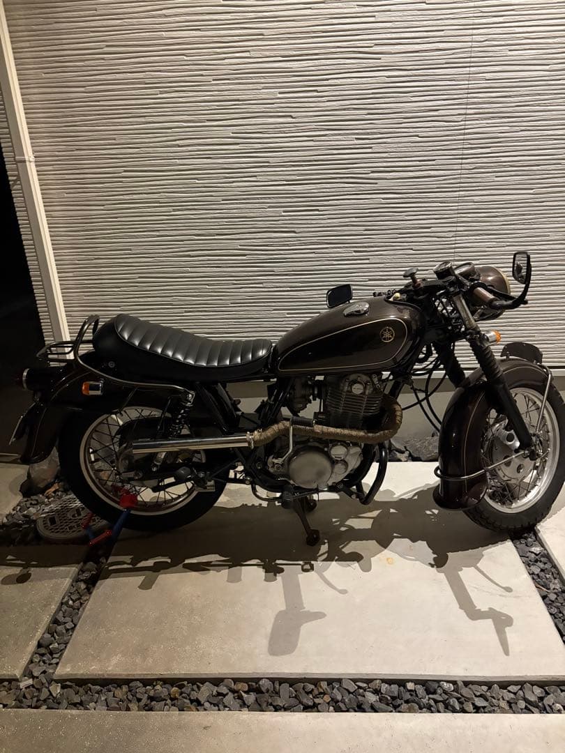 SR400 アップマフラー フルエキ ワンオフ ヤスリン様専用-素晴らしい