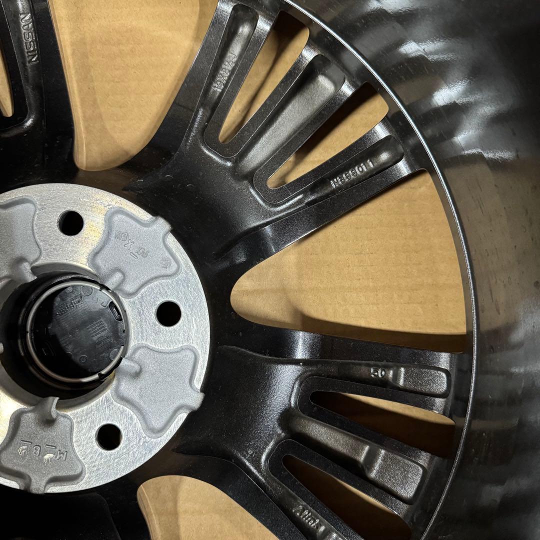 新車外し V37 スカイライン純正 19インチ 8.5J 日産