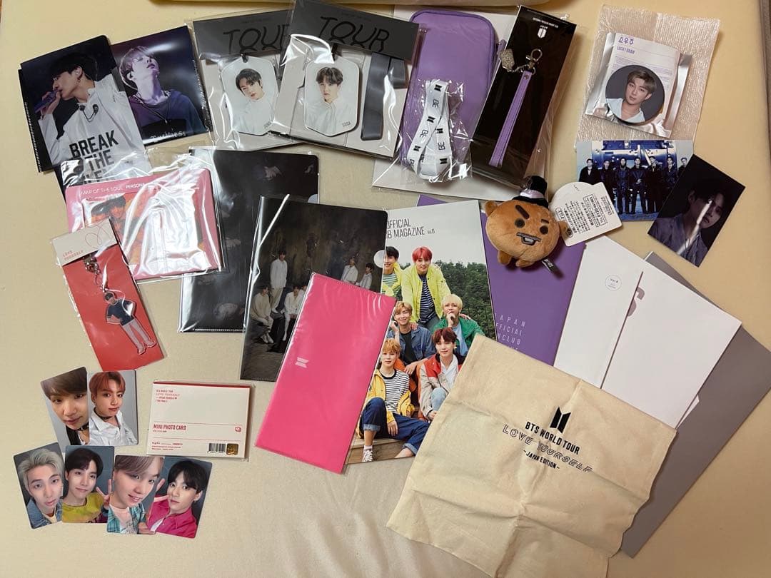 BTS 防弾少年団　バンタン　公式グッズ 防弾少年団 BTS バンタン FESTA キーリング プラスチック キーホルダー