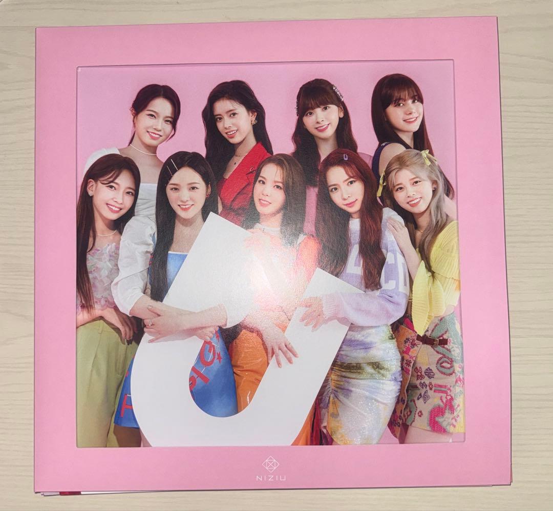 NiziU U アルバム 〈WithU盤〉 - メルカリ