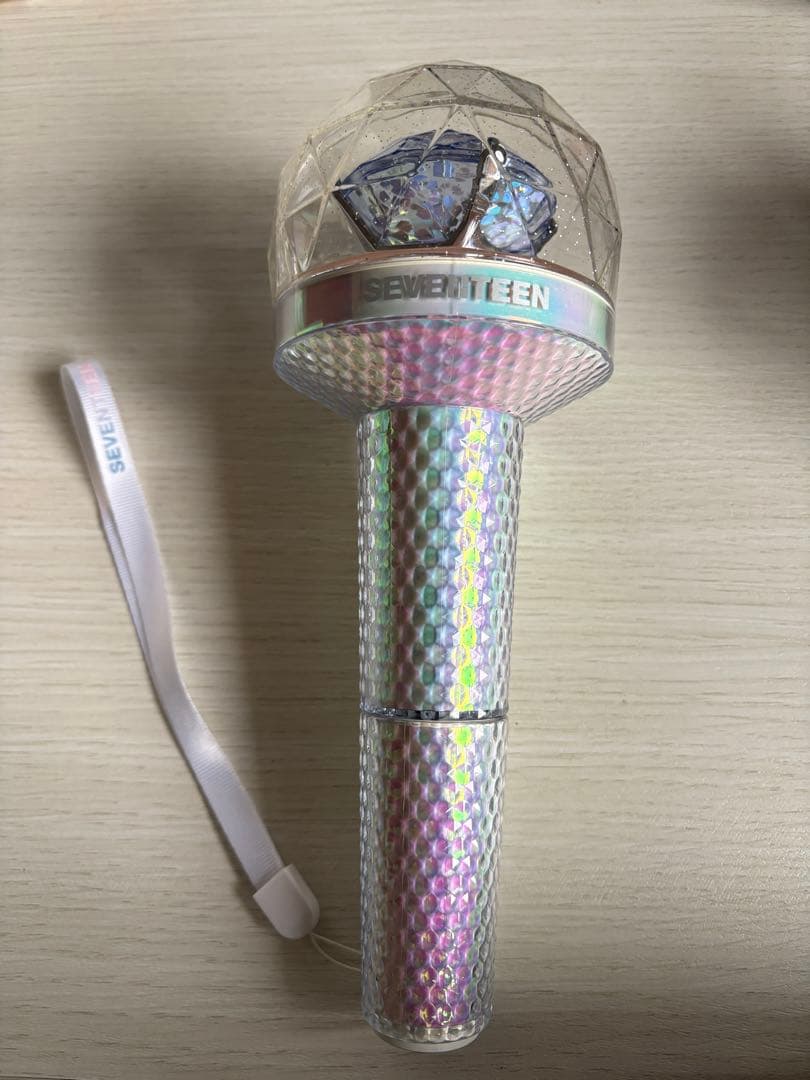 SEVENTEEN ペンライト トレカセット - メルカリ