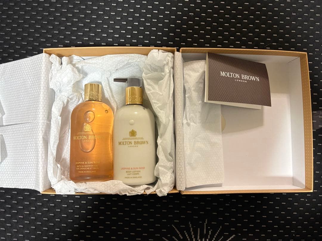 MOLTON BROWNジャスミン&サンローズ ボデイケア ギフトセット - メルカリ