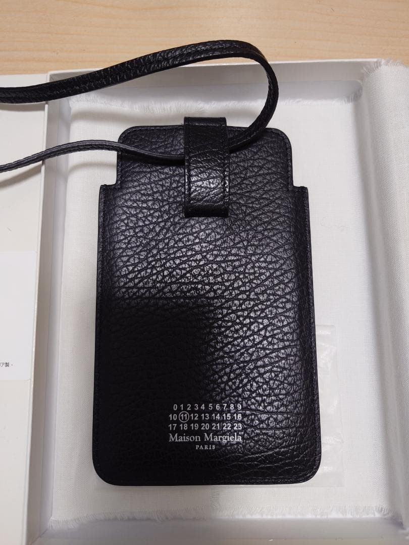 MaisonMargiela携帯ストラップホルダー 楽天市場】ZXZone ストラップホルダー【 傷防止フィルム加工】 スマホ