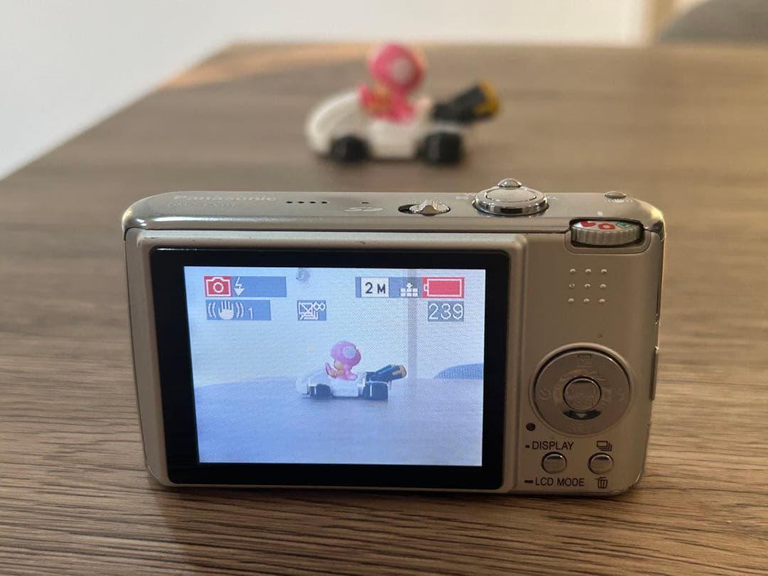 箱付き】Panasonic Lumix DMC-FX01 シルバー - メルカリ