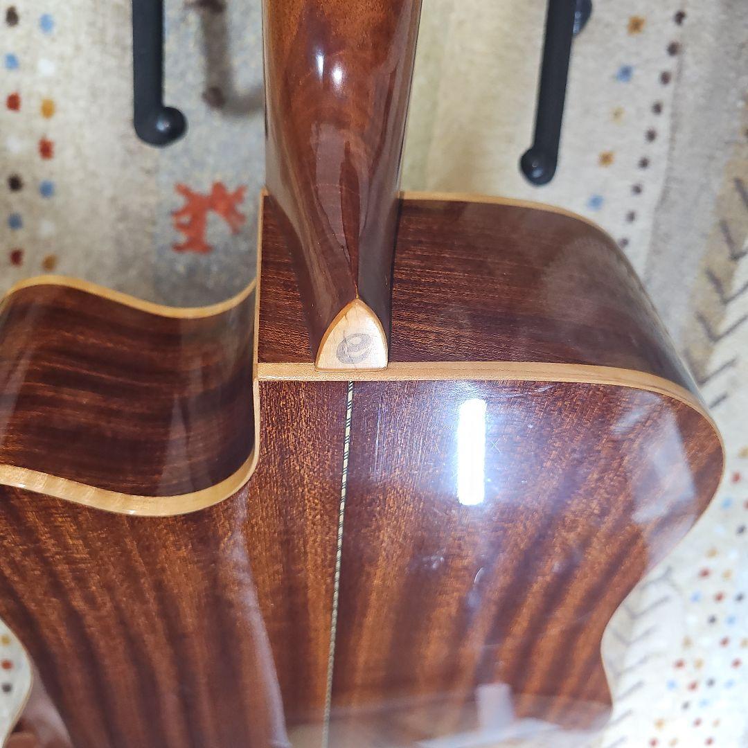 Court.MR.AS4エレアコ総単板！ 純正ハードケース付き。 - メルカリ