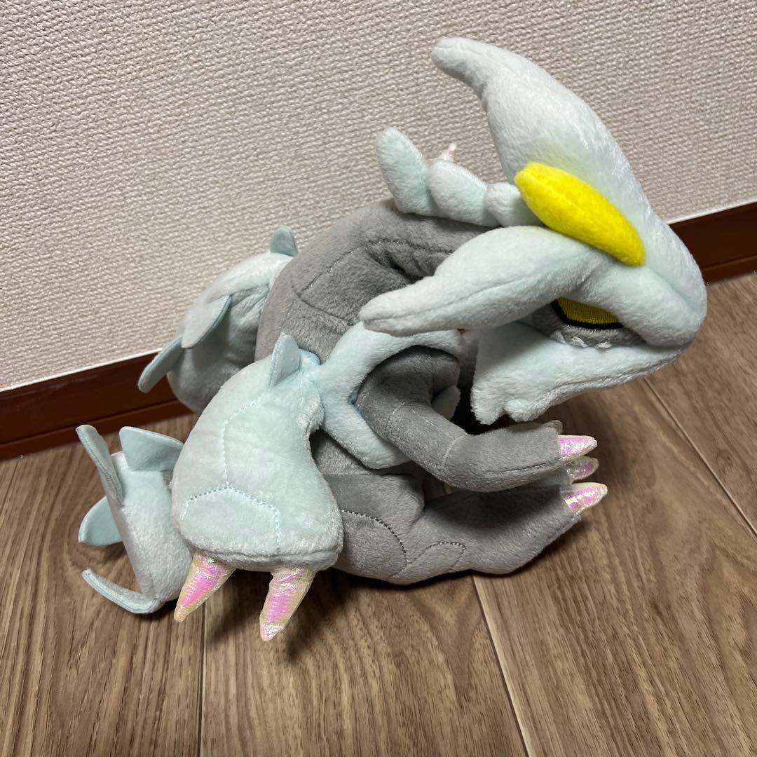 ポケモンセンター 2011 キュレム ぬいぐるみ - メルカリ