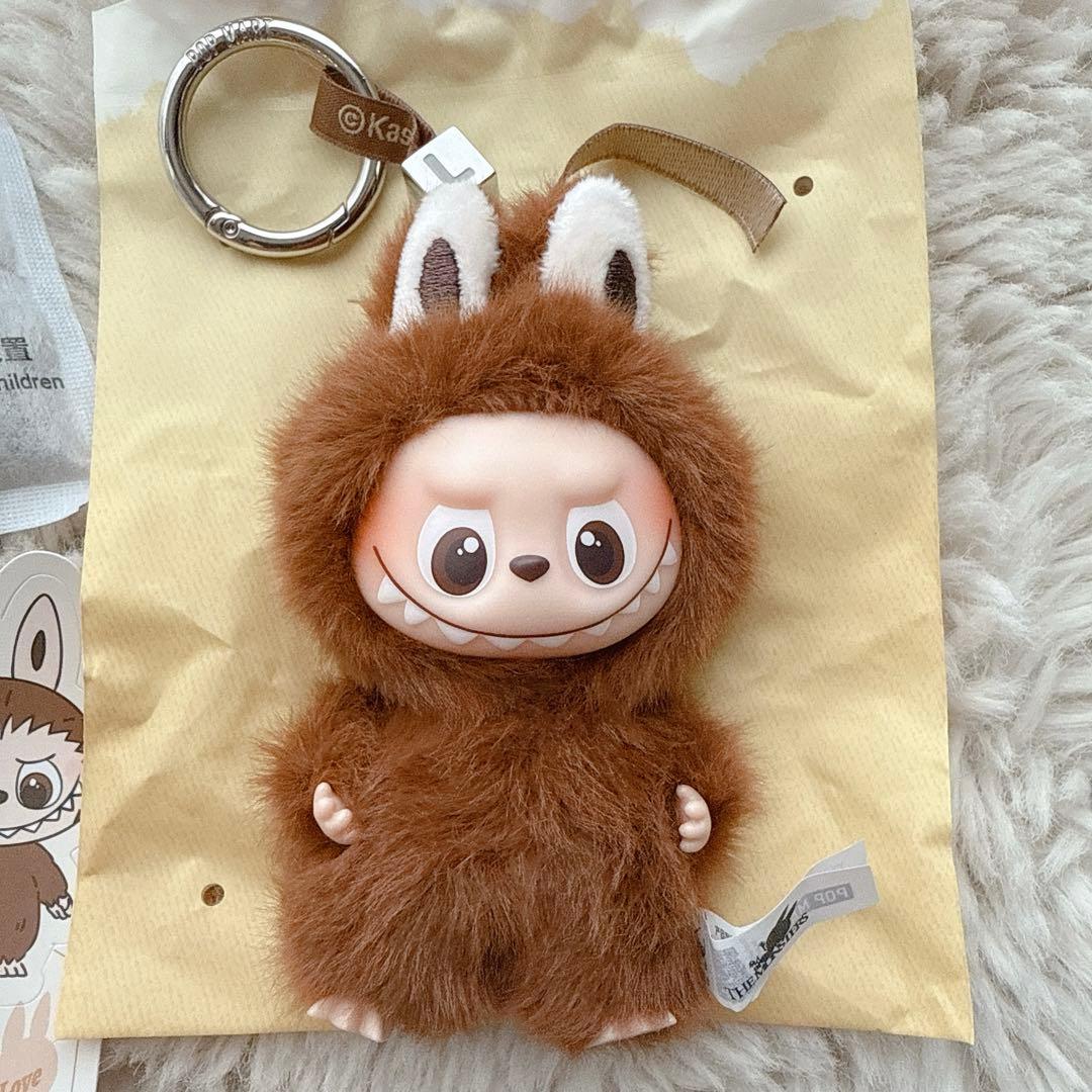 正規品☆店舗購入】ラブブ アルファベット L イニシャルキーホルダー
