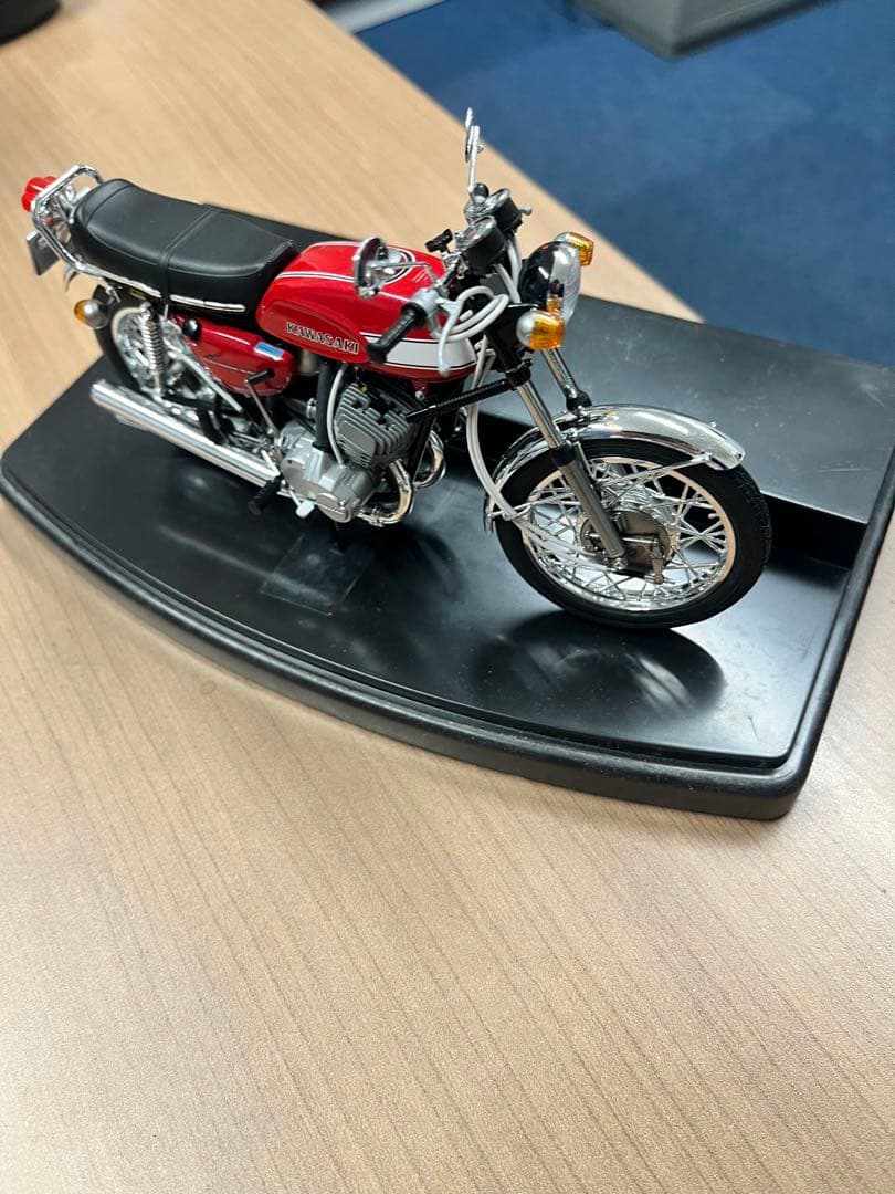 プラモデル KAWASAKI MACH-Ⅲ レッドカラー ハセガワ1/12 - メルカリ