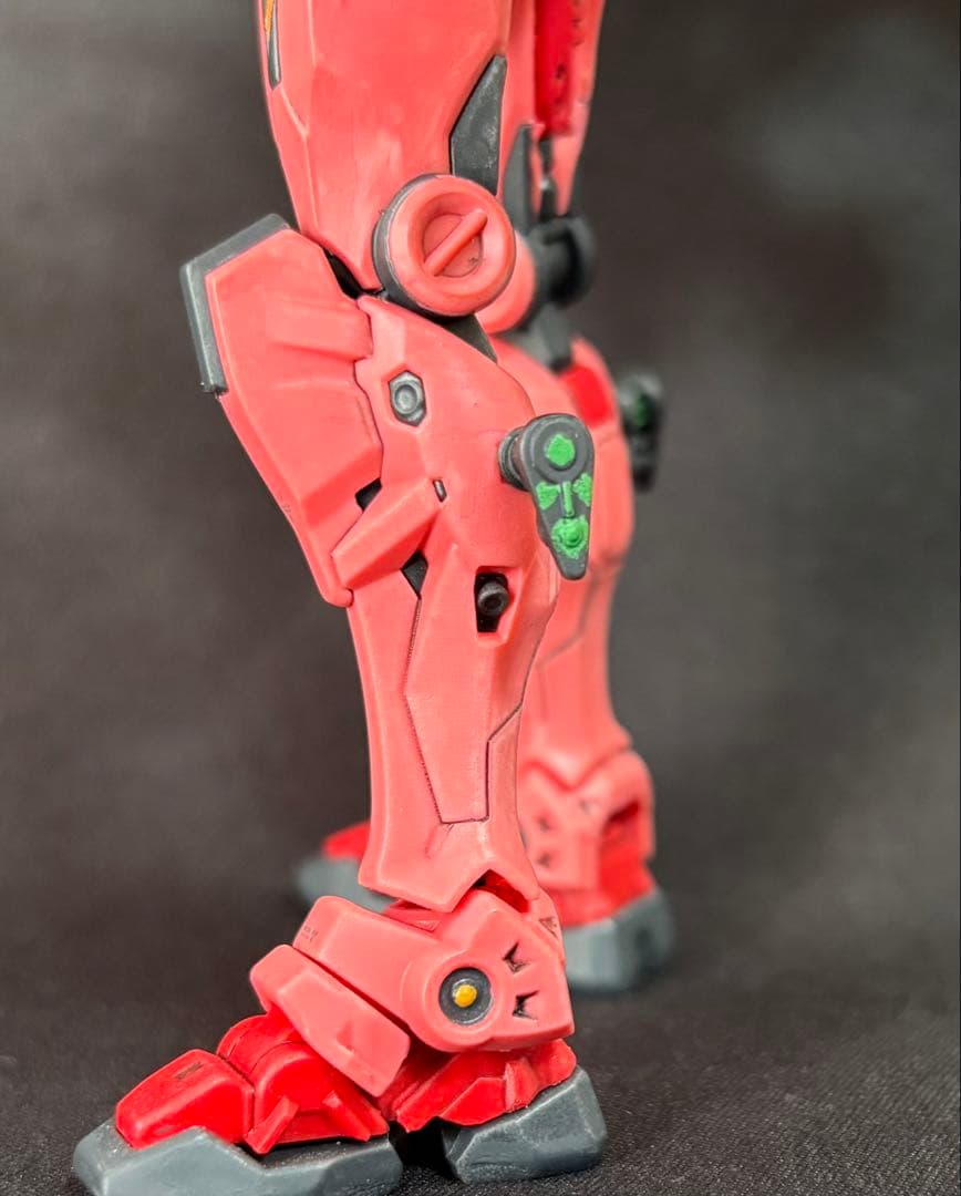 HG赤いガンダム完成品（ビット6個付き・部分塗装・つや消しトップ