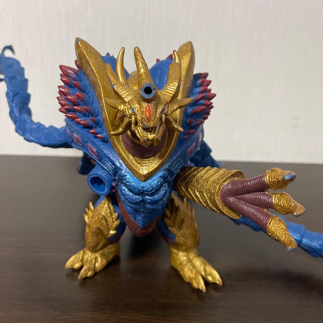 ウルトラマン 怪獣 Uキラーザウルス ソフビ 欠損あり - メルカリ