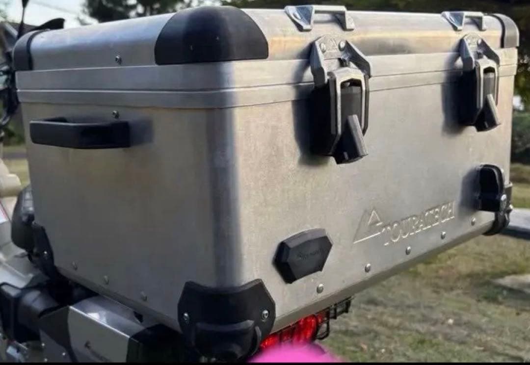 ツアラテックZega Evo XXL72Lトップケースキーシリンダー付き - メルカリ