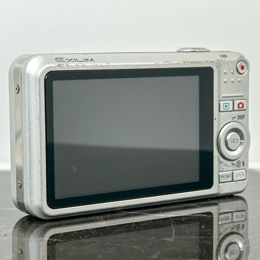 CASIO EXILIM EX-Z20 シルバー - メルカリ