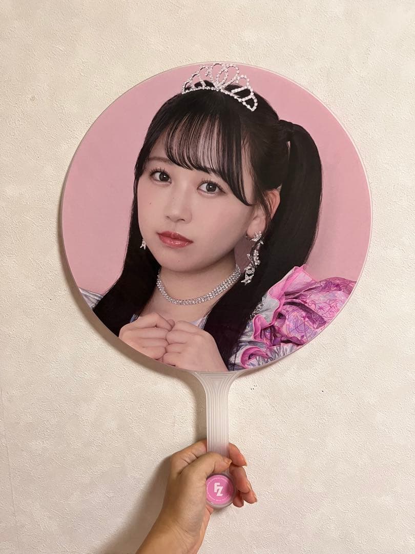 なーたん様専用 FRUITSZIPPER 松本かれん うちわ - メルカリ