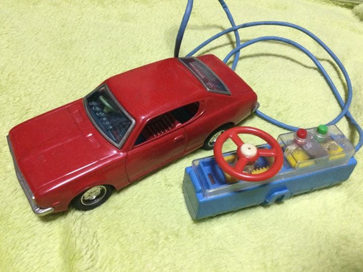 貴重！当時物！ブリキ　赤い車！昭和レトロ Yahoo!オークション - 中古 当時物 昭和レトロ ブリキ 自動車 車