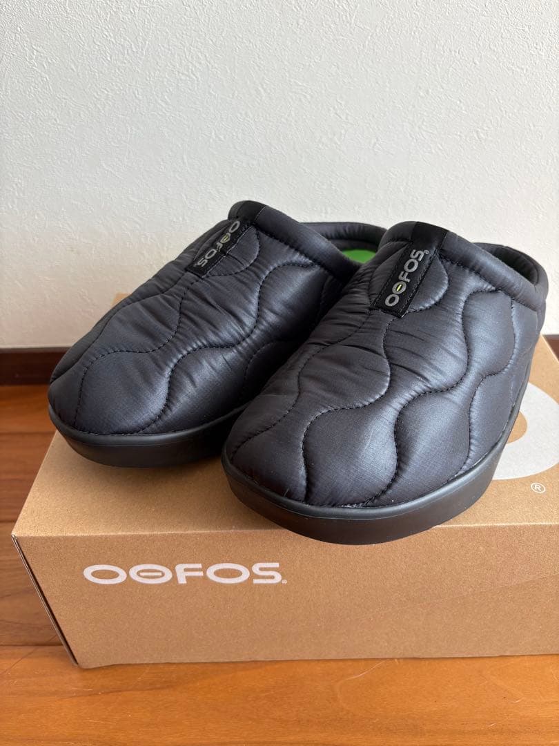 新品 OOFOS ウーフォス OOcoozie Thermo Mule 黒 OOFOS（ウーフォス）｜OOcOOzie Thermoアイテムの詳細 | GUESTLIST