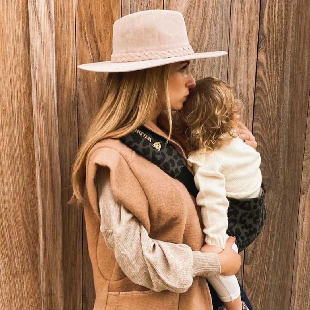 未使用に近い】WILDRIDE アクティブキャリー グレー レオパード - メルカリ