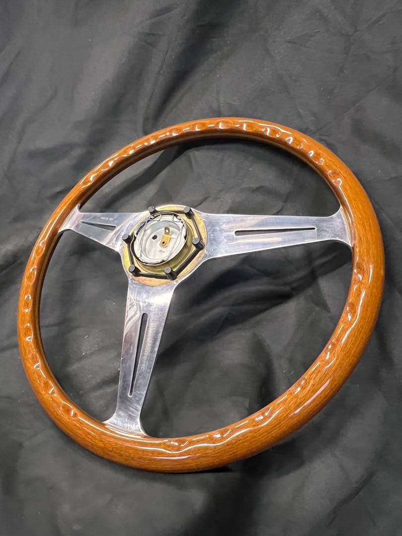 は*る様 NARDI ステアリングホイール 3スポーク ウッド365mm径 ウッド