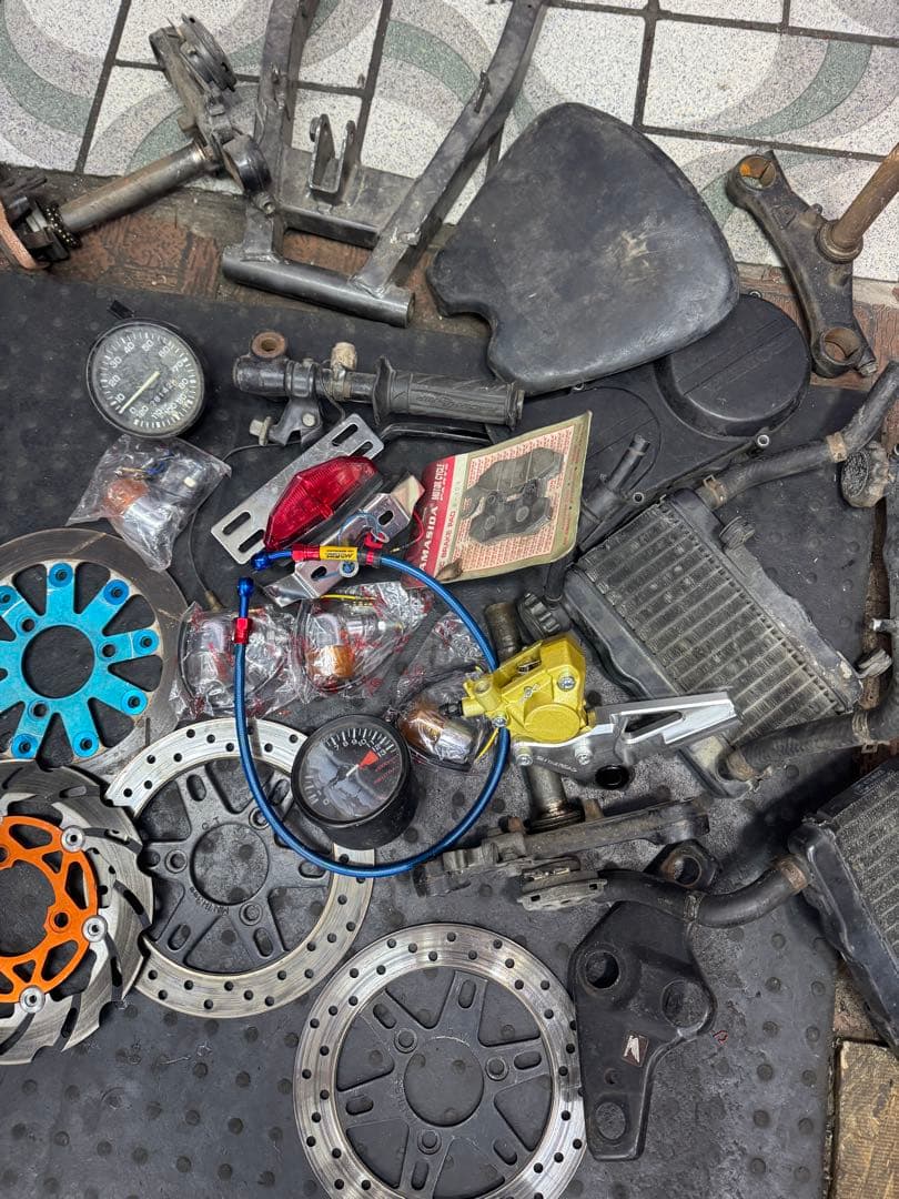 NSR50 系統の部品 AC10系統 年末近し！断捨離 画像の物 全部