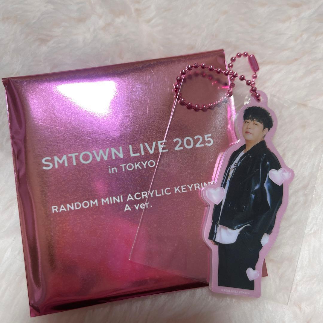 シンドンSMTOWN LIVE ミニアクリルキーホルダー A ver. - メルカリ
