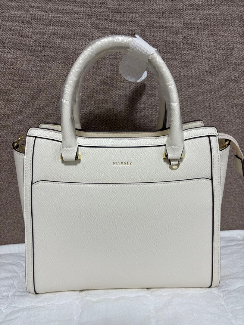 MARSLY マーズリー 痛バ オフホワイト - メルカリ