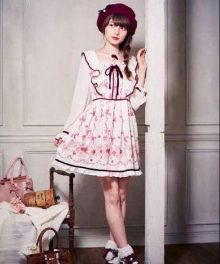 LIZLISA リズリサ 大人気 イングリッシュローズ柄 ワンピース 平成