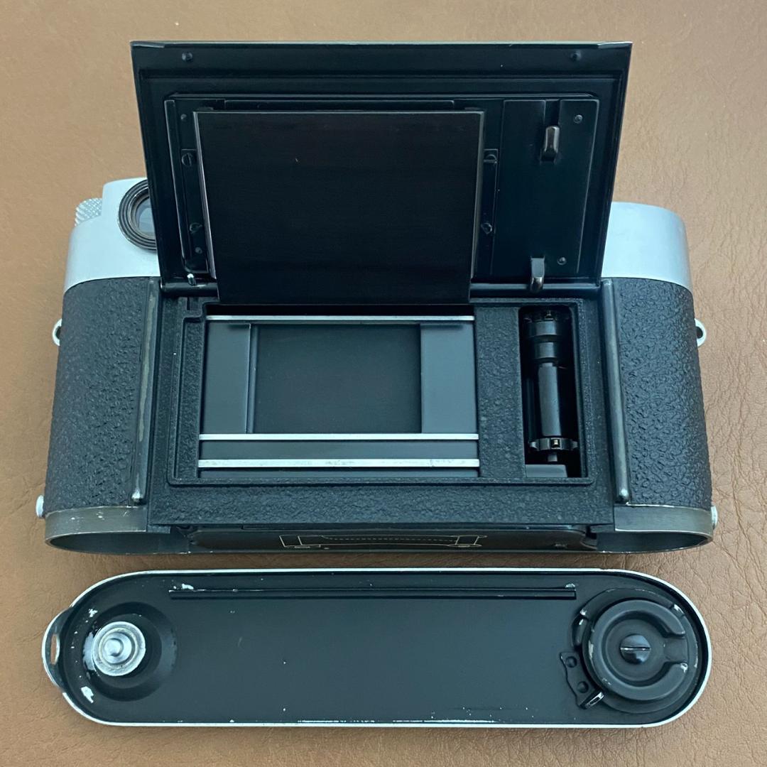 LEICA M2 初期型 内ギザ Rボタン 1958年製 OH済み - メルカリ