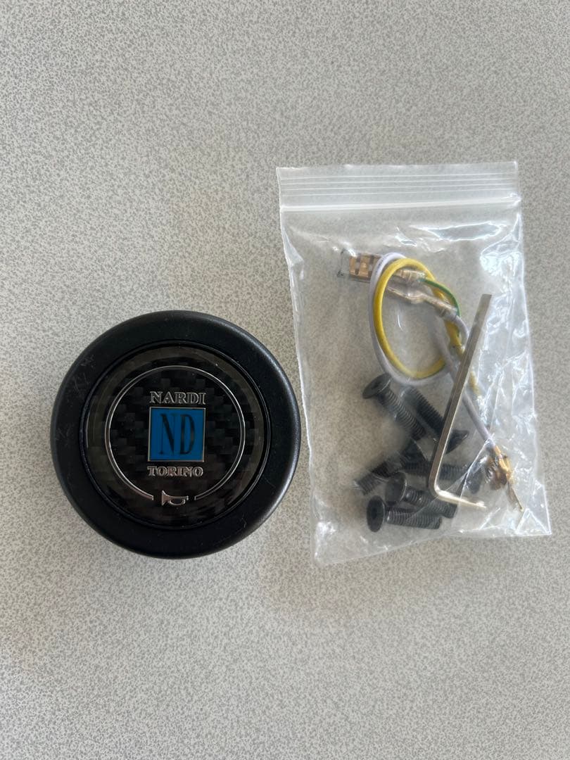 ステアリング ディープコーン ホワイト リアルカーボン 未使用 USDM