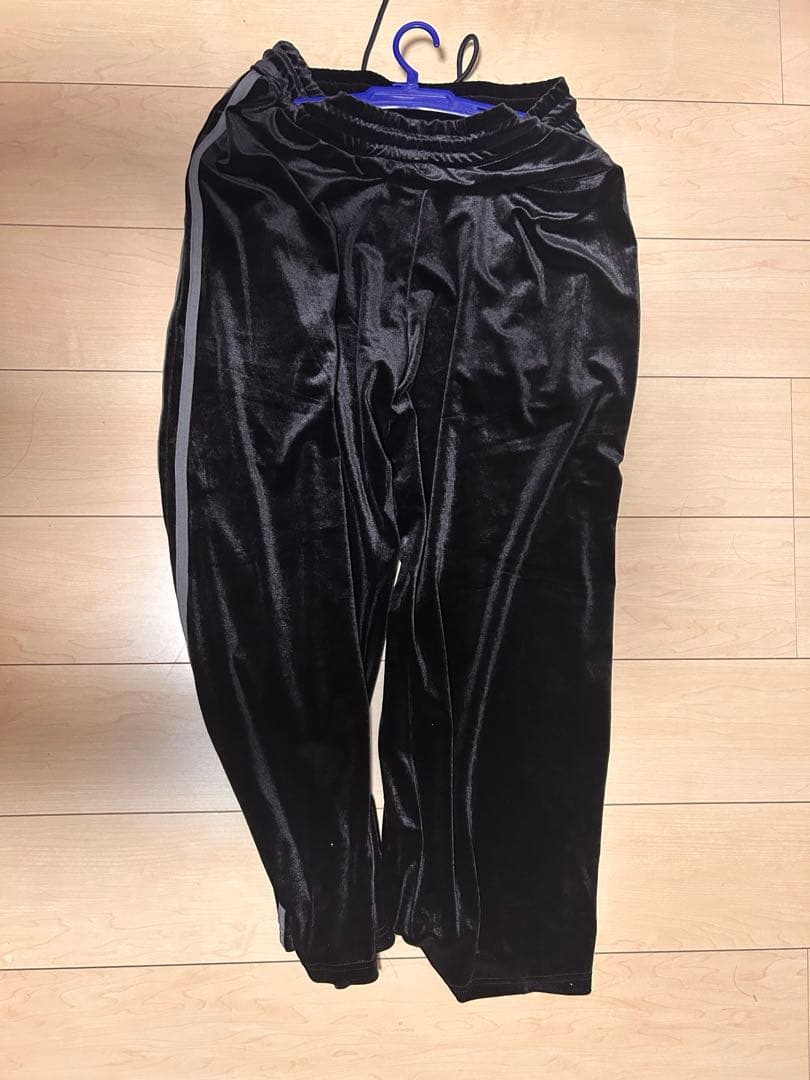 yxngbratz似 ベロア ボトムスのみ - メルカリ