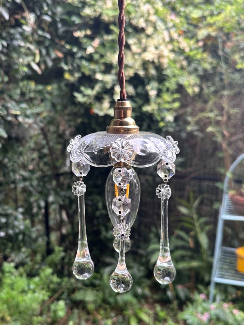 1920年代 フランス アンティーク 雨に濡れた可愛いお花のミニシャンデリア＊ 1920年代 フランス アンティーク 雨に濡れた可愛いお花のミニ