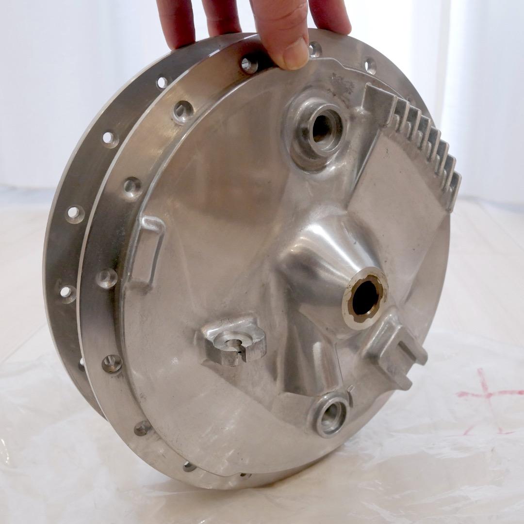 廃盤希少 未使用 SR400 ドラムブレーキ用フロントハブ プレートセット