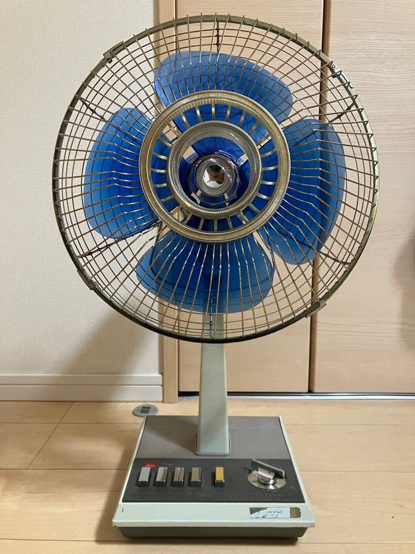 動作確認済】昭和レトロ家電 扇風機 東芝 Toshiba D-30DA - メルカリ