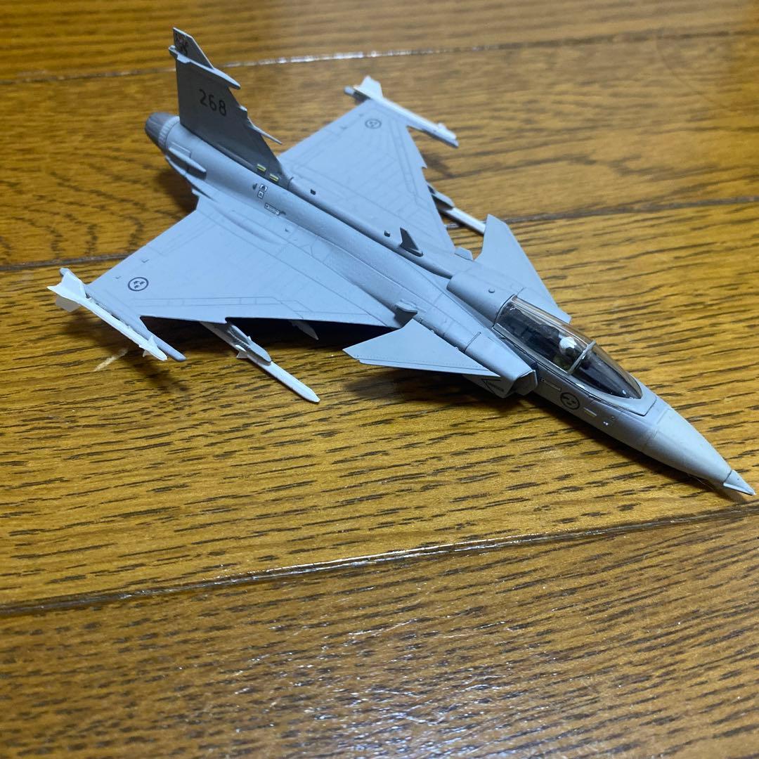 アシェット 1/100 サーブ JAS 39 グリペン - メルカリ
