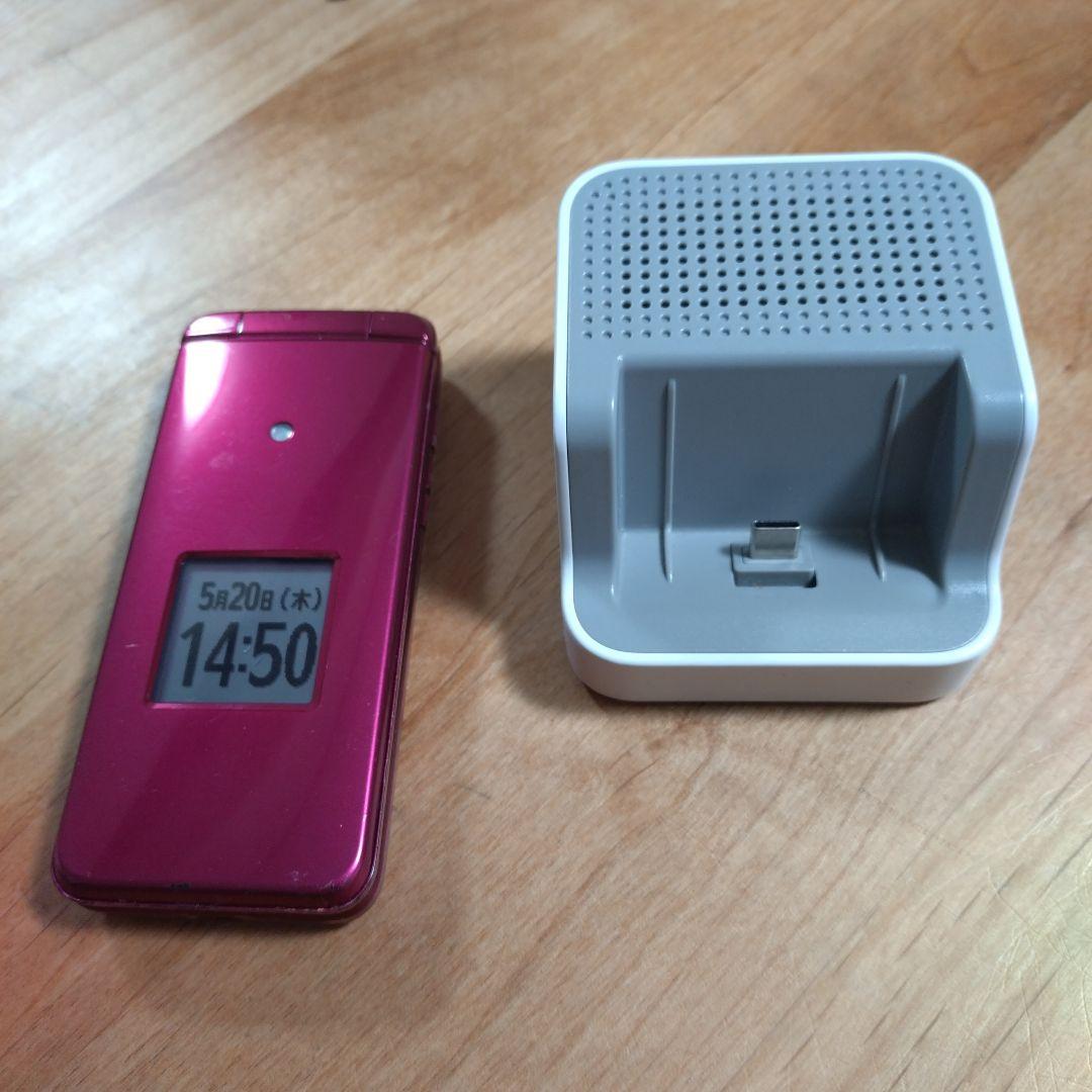 かんたんケータイ　au KYF41 レッド　卓上スタンド付き KYOCERA（京セラ） 【美品】かんたんケータイ KYF41 ワインレッド au