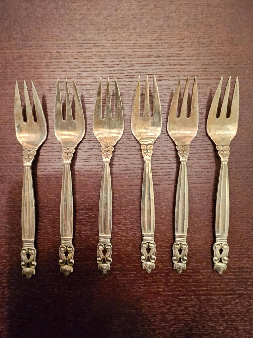 E  ジョージジェンセンACORN フォーク 6本セット ジョージ・ジェンセン「“Acorn” ディナーフォーク&ナイフ セット