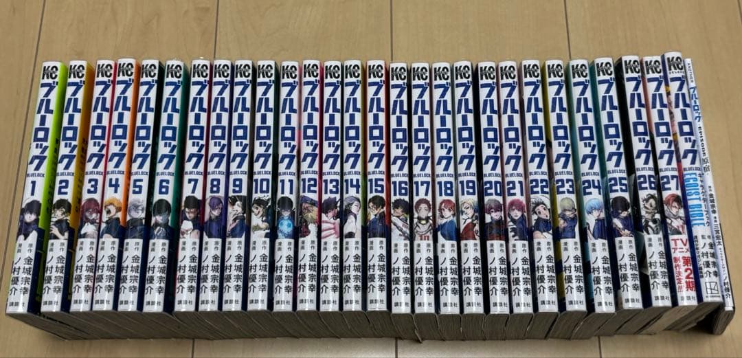 ✧︎ブルーロック まとめ売り1～27 巻 ファンブック ブルーロック コミック 1-27巻セット |本 | 通販 | Amazon