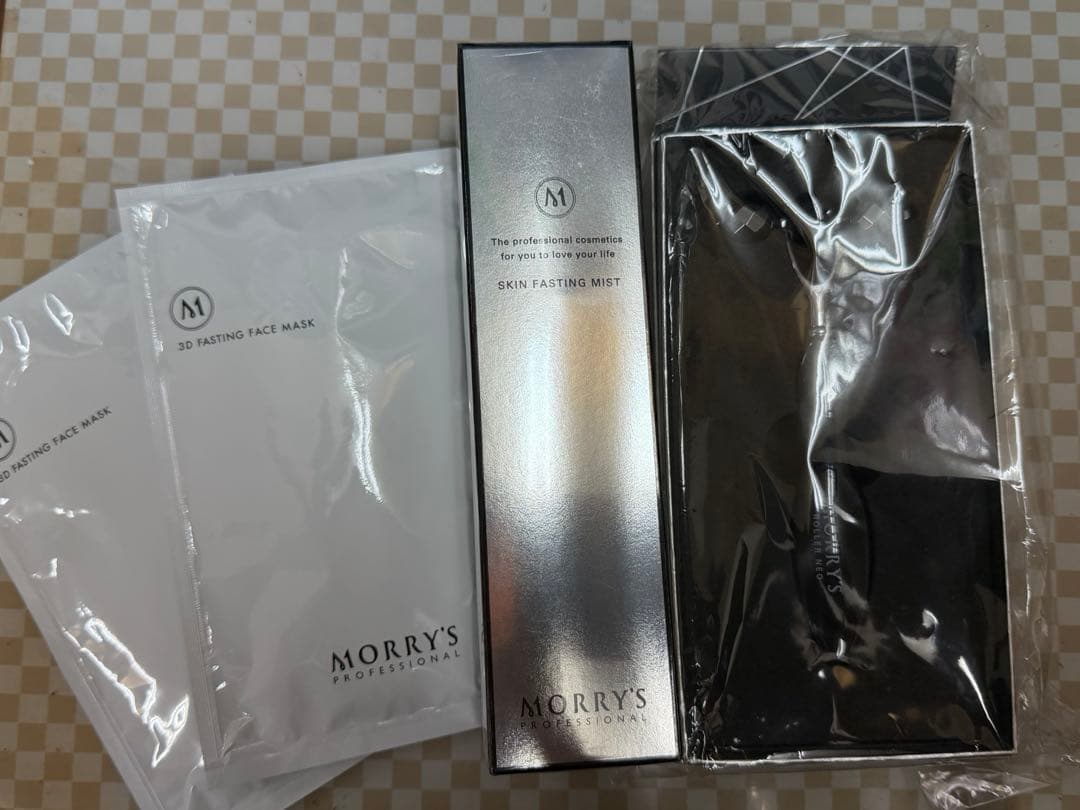 モリーズプロ NEO フェイスローラー マスク2枚付き スキンFミスト120ml