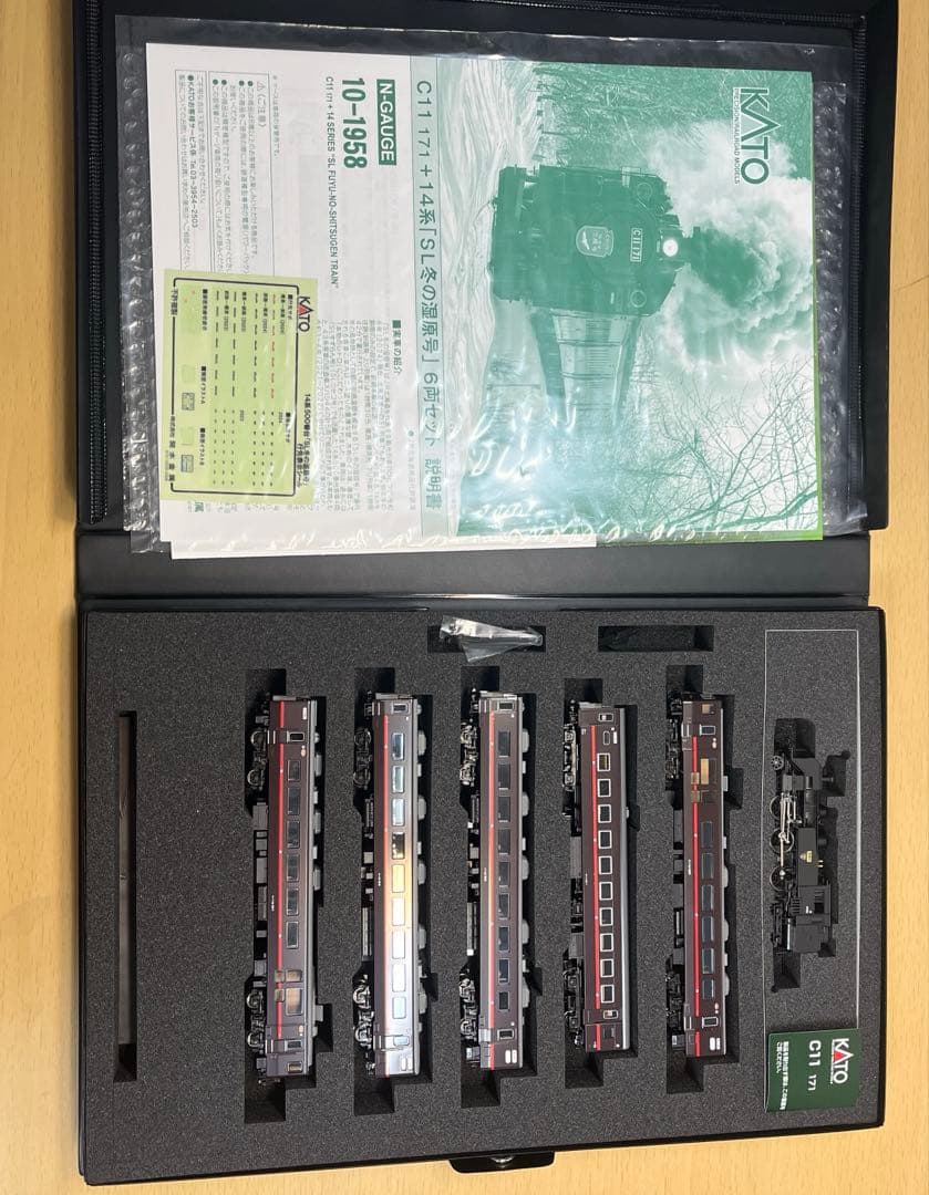 C11 171+14系500番台「SL冬の湿原号」 6両セット KATO C11 171+14系500番台「SL冬の湿原号」 6両セット 品番：10-1958