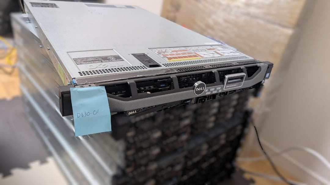 PowerEdge R630 (6コア12スレッド 2基、ラックレール付き) PowerEdge R630 (6コア12スレッド 2基、ラックレール付き)