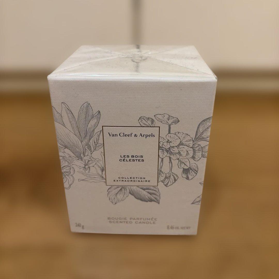 Van Cleef & Arpels 香り付きキャンドル 240g Van Cleef & Arpels(ヴァン クリーフアンドアーペル) キャンドル