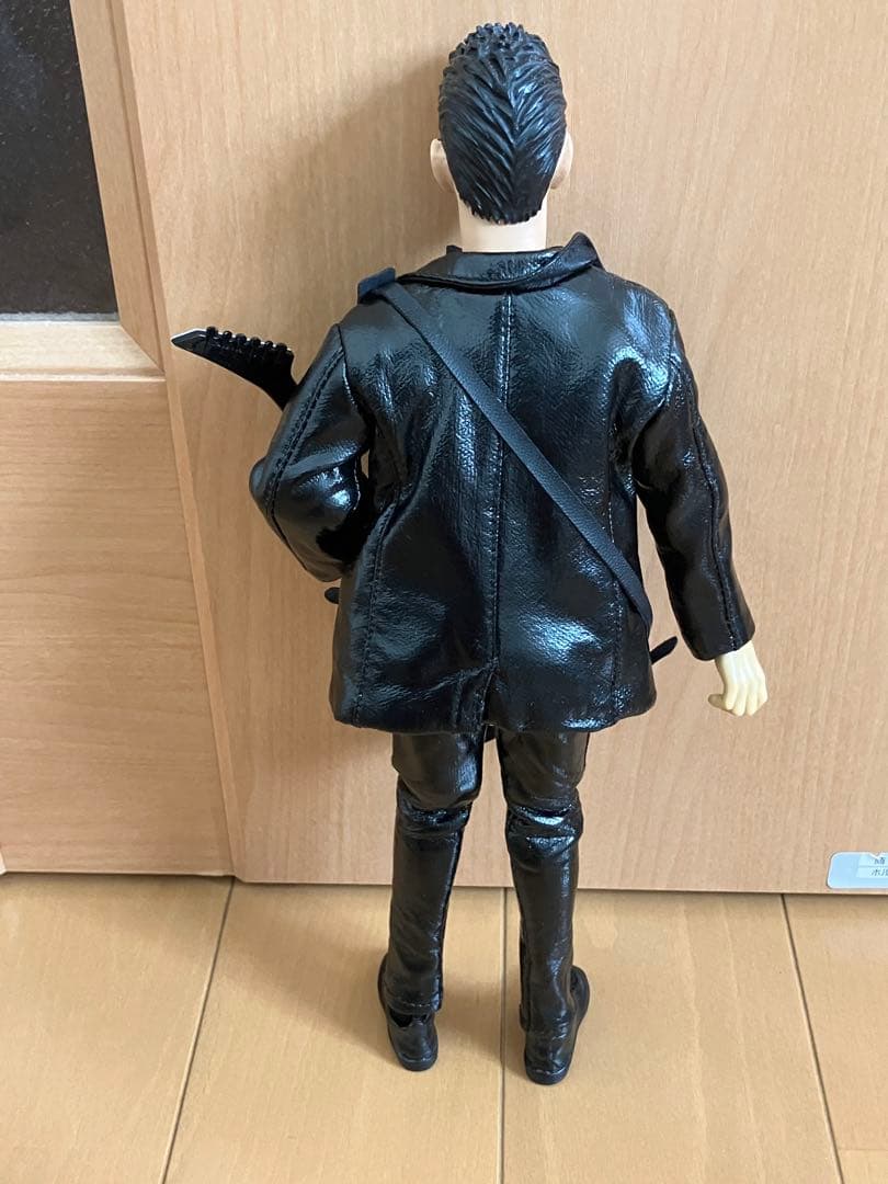 布袋寅泰 ギター フィギュア 2点セット - メルカリ