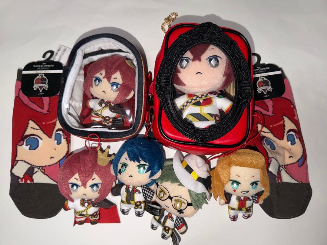 ツイステ リドル ポーチ ツイステ」リドル、ヴィルたちの“寮服”がポーチになって登場！ マチ