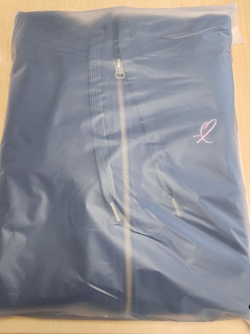 直筆サイン入り】山﨑空 AKB48 赤チェック衣装 生写真 ホログラム