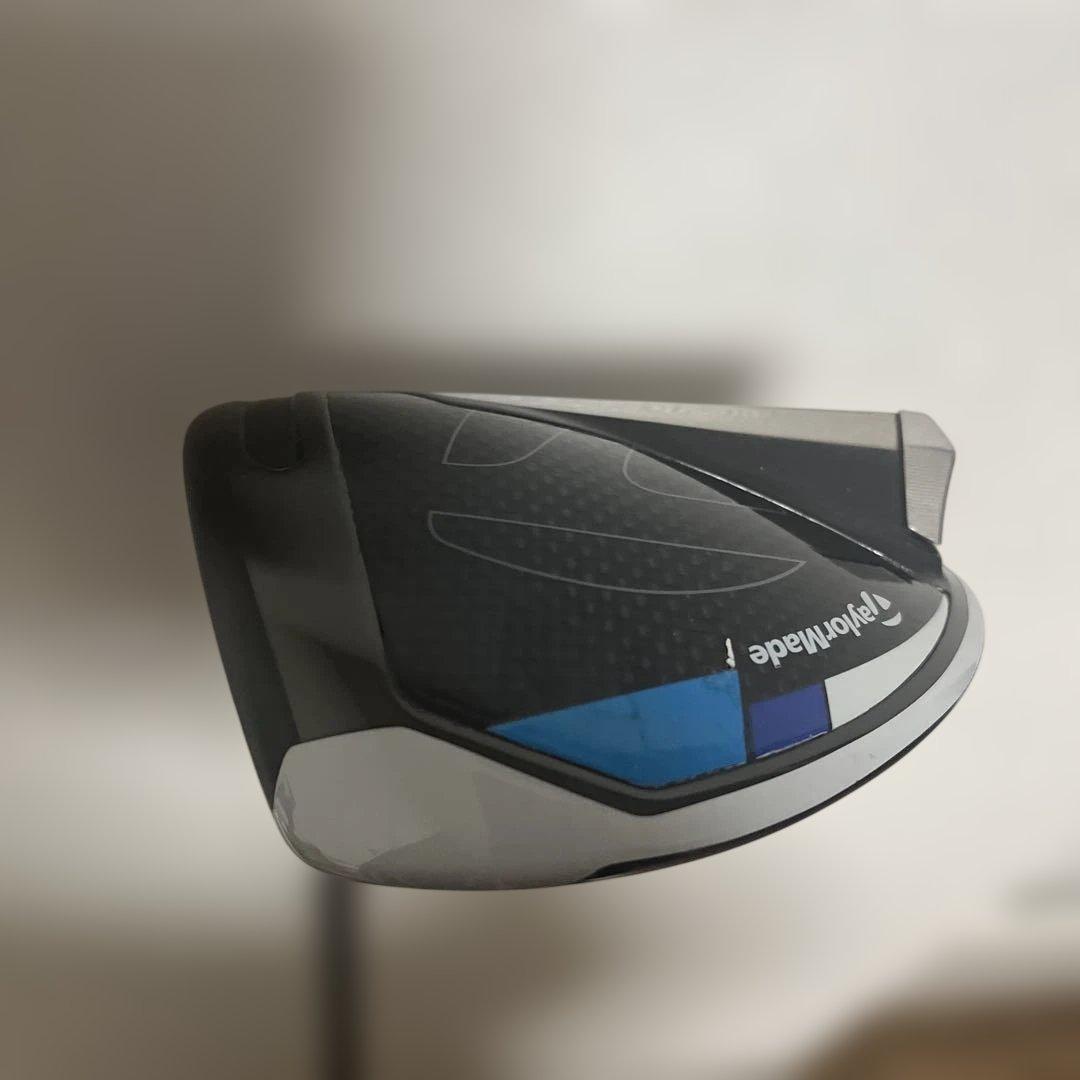 TaylorMade SIM MAX D ドライバー 10.5度ヘッドカバー付き - メルカリ