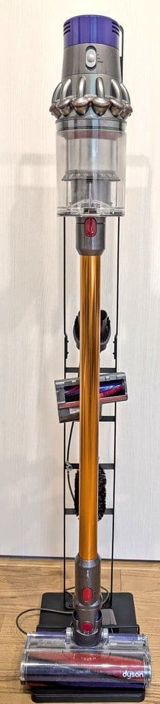 【動作確認済、清掃済】ダイソン　SV12 コードレスクリーナー　本体、ノズル Dyson（ダイソン） 掃除機 コードレス掃除機 水拭き Dyson V12s Origin