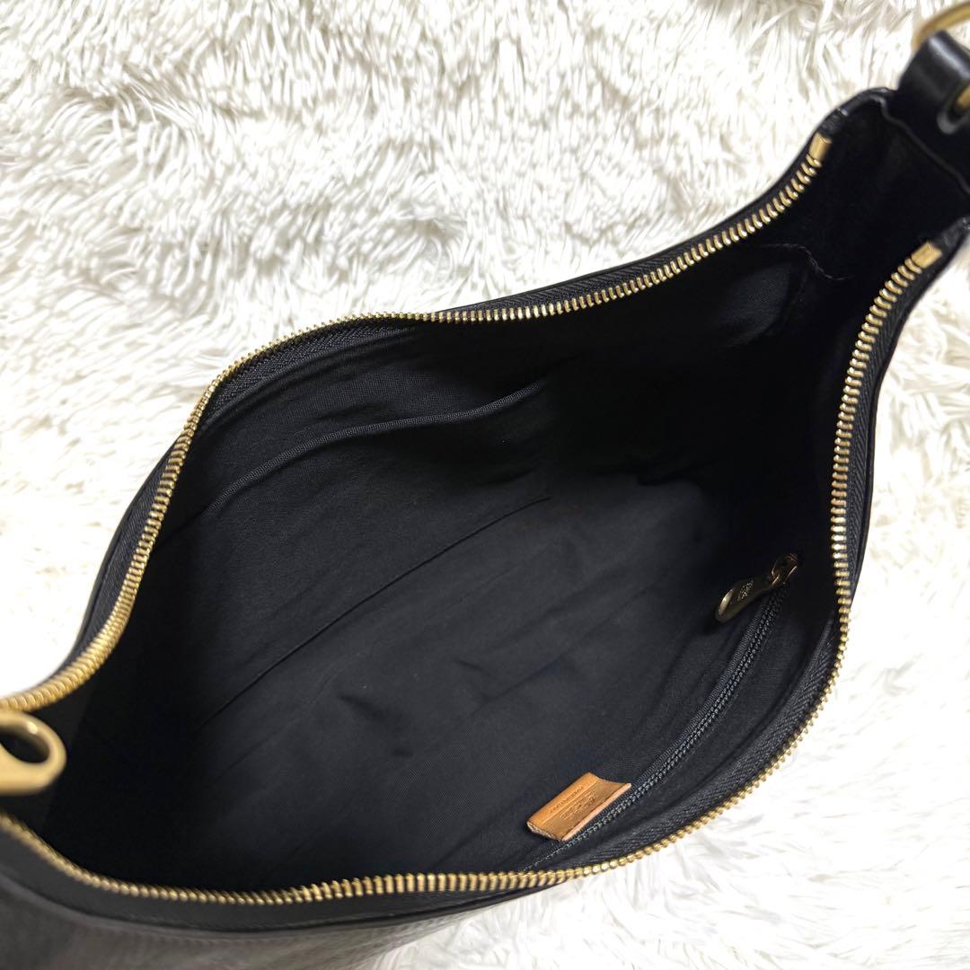 美品 イルビゾンテ ハーフムーン ワンショルダー ショルダーバッグ 新