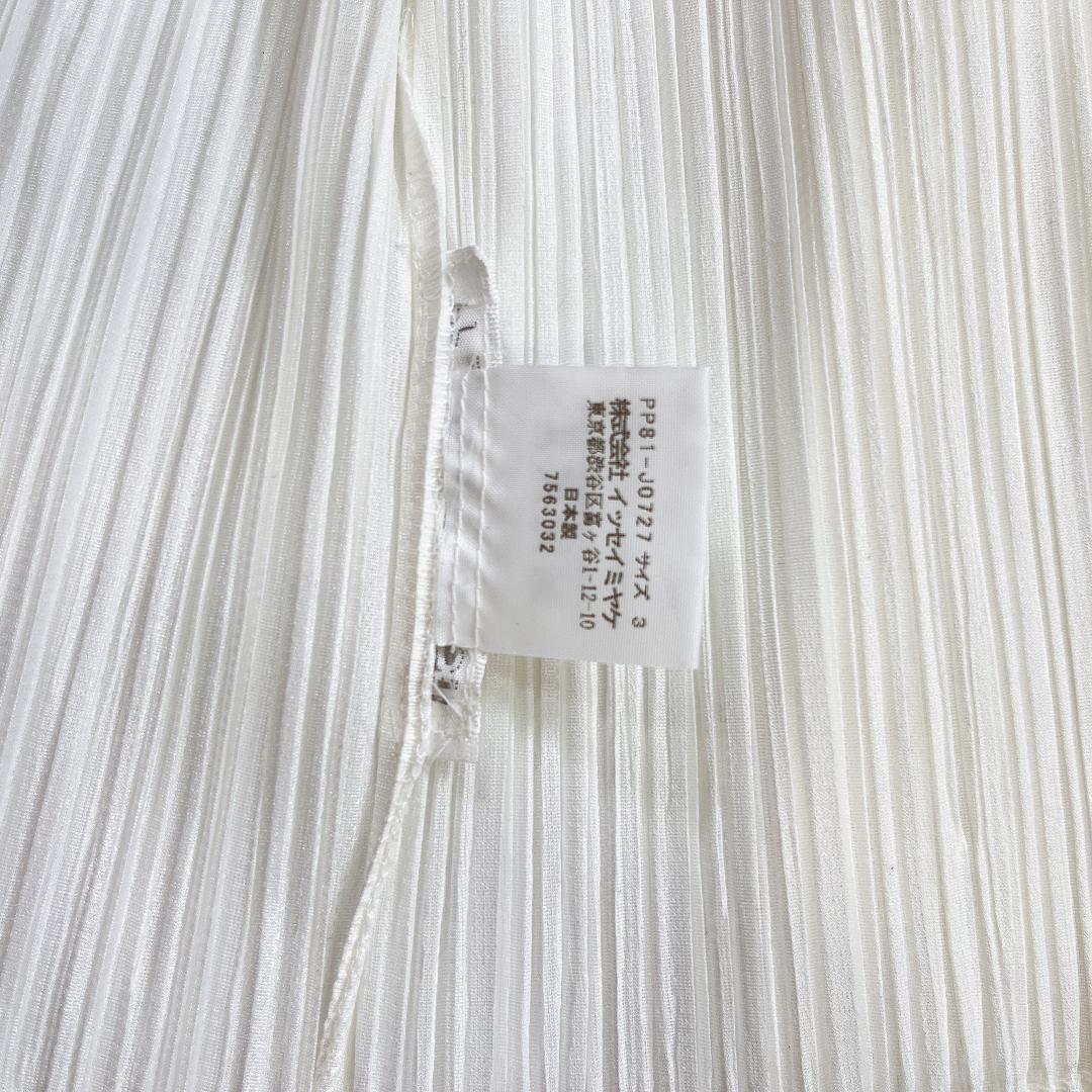 イッセイミヤケ プリーツプリーズ カーディガン 白 3 L 七分袖 - メルカリ