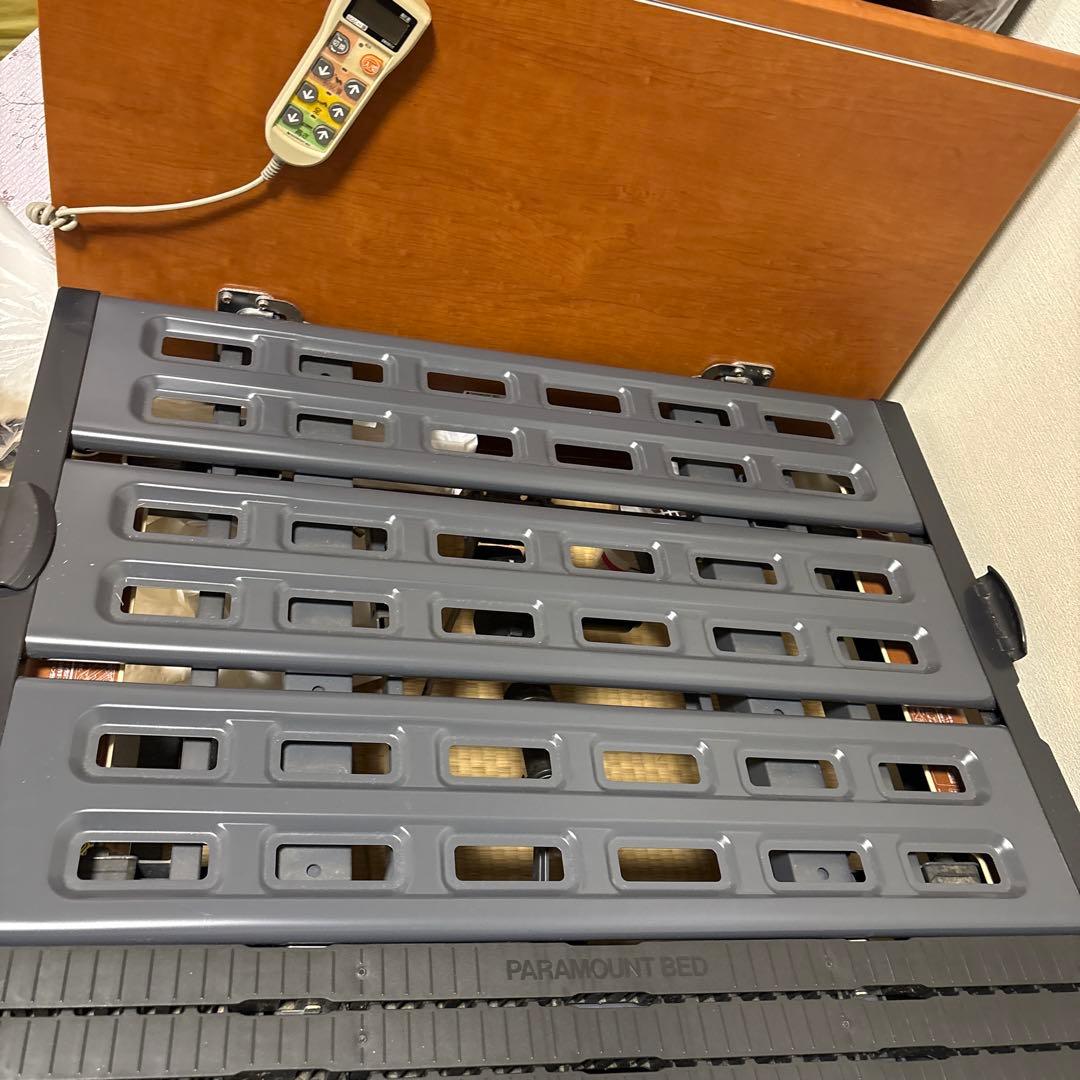 たのめる便 パラマウント介護ベット フレームとリモコンのみ - メルカリ