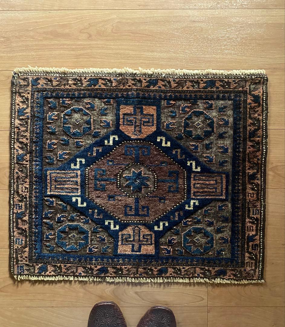 ラグ・カーペット sistan baluch rug Antique Sistan Serkhat Baluch rug from Afghanistan. 267×105 cms
